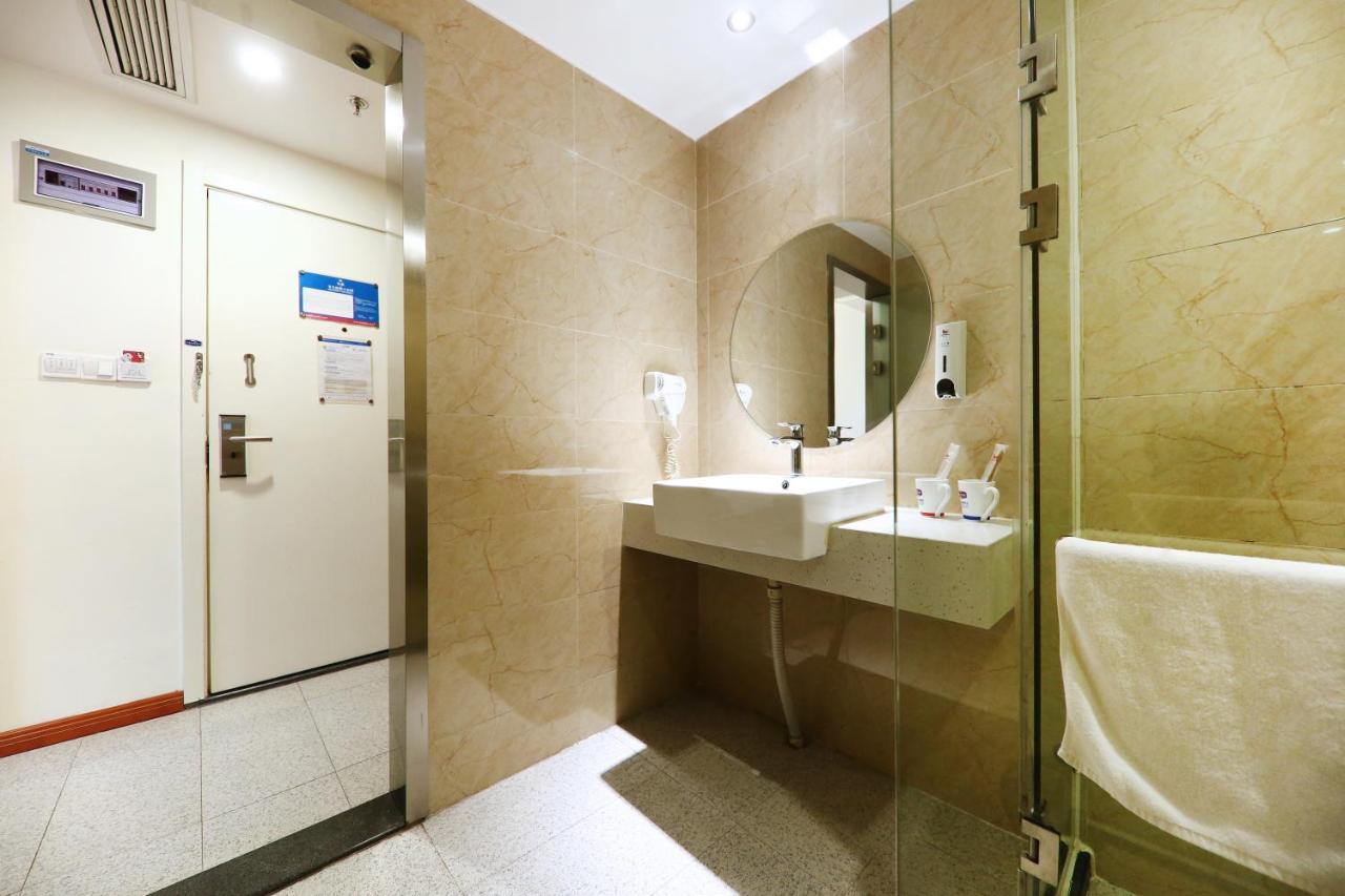 Hanting Hotel Chongqing North Railway Station מראה חיצוני תמונה